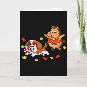 Cartão Cavaleiro Chinês Cavalo Rei Charles Spaniel Feliz 