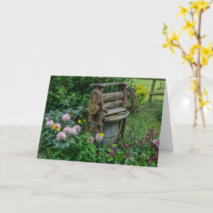 Cartão Cenário de Jardim de Flores com Rolo de Lavanderia