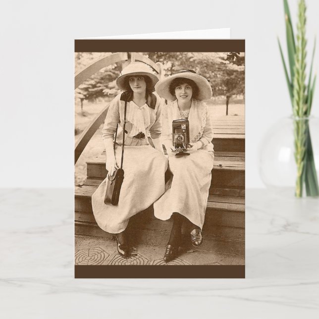 Cartão cerca das meninas 1910 da câmera (Frente)