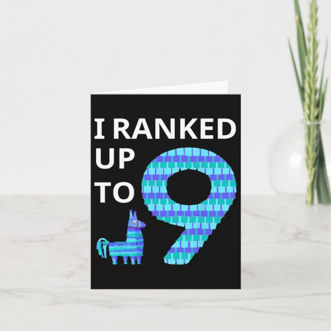 Cartão Classificado Até 9 Jogo De Aniversário Llama Piñat (Frente)