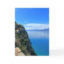 Cliff Sobrando A Grécia Do Nafplion Marítimo