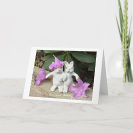 Cartão Coelhos brancos com rododendrons