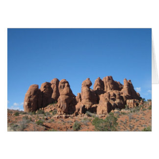 Cartão Colinas estranhas