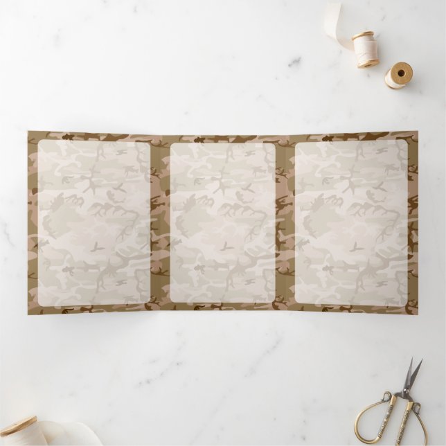 Cartão Com Dobra Tripla Camuflagem Desértica, Militar, Exército (Dentro)