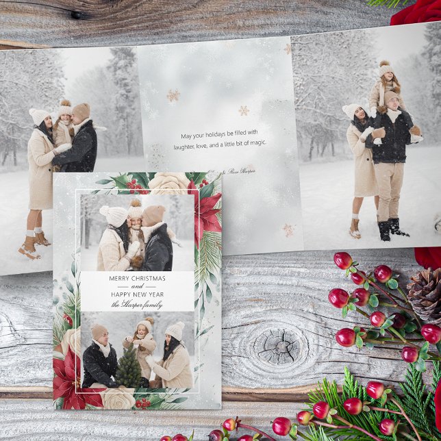 Cartão Com Dobra Tripla Clássico Winter Botanical Two Photo (Criador carregado)