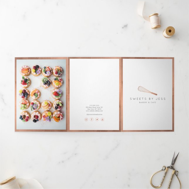 Cartão Com Dobra Tripla Rose Gold Whisk Cardápio de Catering de Padaria Br (Fora)