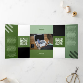 Cartão Com Dobra Tripla Verde Tipo Esquadrado dos Códigos Qr