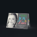 Cartão com fotos de Feriado de Paz e Amor<br><div class="desc">Celebre a temporada com este cartão de férias moderno e na moda de Berry Berry Sweet.</div>