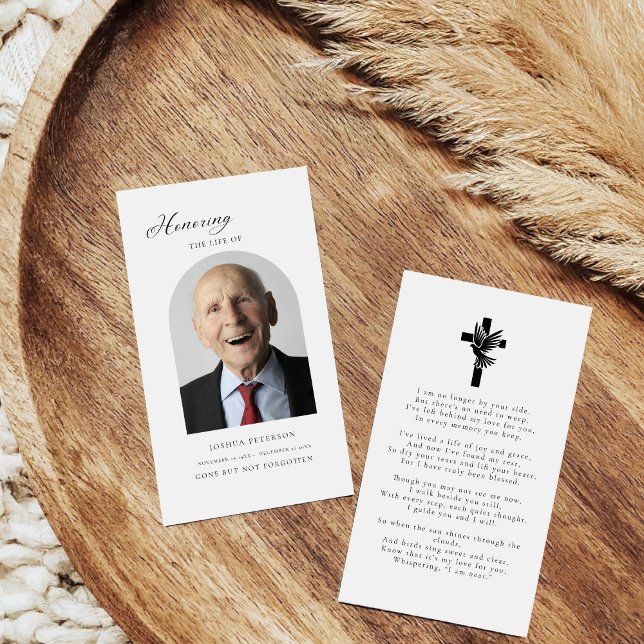 Cartão com fotos de Oração do Memorial Funeral mín (Criador carregado)