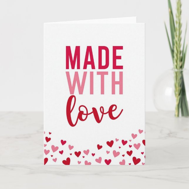 Cartão com Padrão de Coração Feito com Amor (Frente)