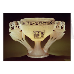 Cartão Copo de bebendo sob a forma do metade-aberto