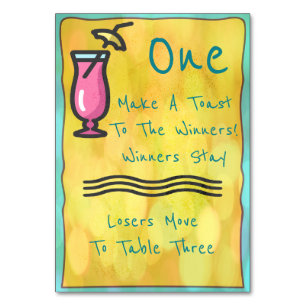 Cartão cor-de-rosa #1 da mesa de Bunco da bebida