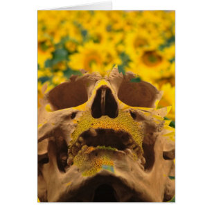 Cartão Crânio com Flores