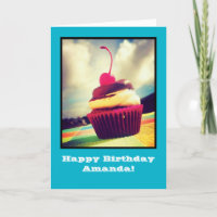 Cupcake Colorido com Cereja em Cima