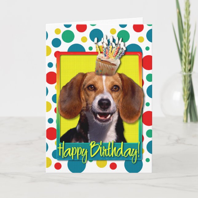 Cartão Cupcake de aniversário - Beagle (Frente)