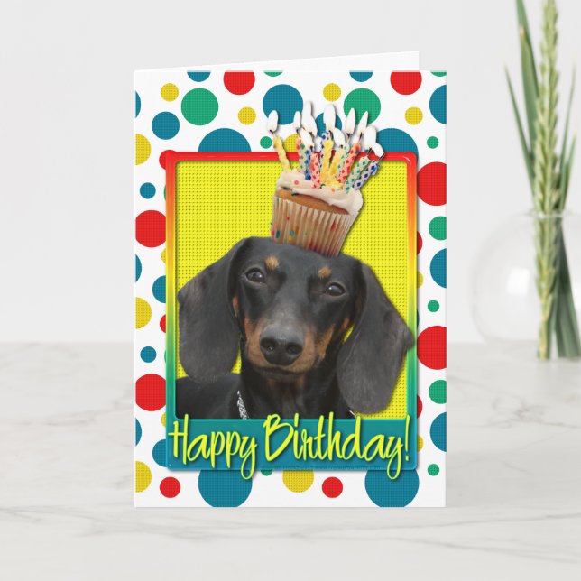 Cartão Cupcake de aniversário - Dachshund - Winston (Frente)