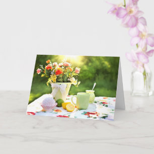 Cartão Cupcake De Morango Delicioso E Bebida De Chá De Li