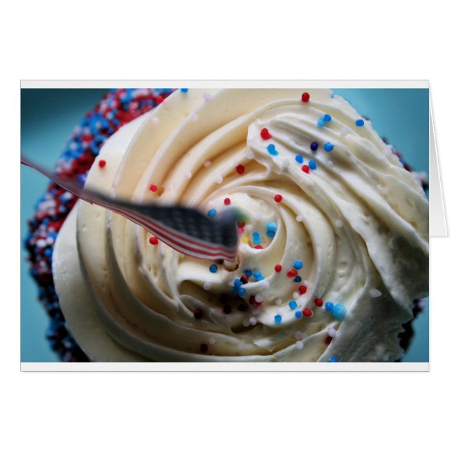 Cartão Cupcake glacé com bandeira americana (Frente Horizontal)