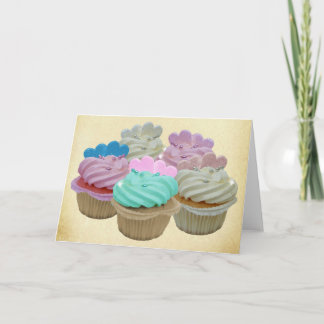 Cartão Cupcakes e corações coloridos