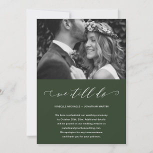 Cartão de Adiamento de Casamento Verde com Foto 'A