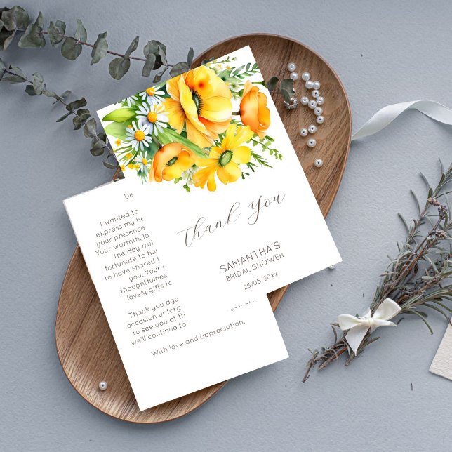 Cartão De Agradecimento Amor em flor na primavera verão chá de noiva (Love in bloom spring summer bridal shower thank you card yellow buttercup wild daisy thank you card)
