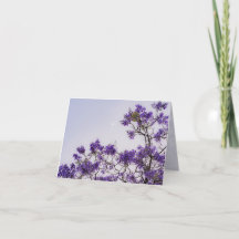 Árvore Jacaranda Roxa com Lua, estética de primave