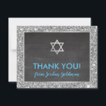 Cartão De Agradecimento BAR MODERNO MITZVAH obrigado sua cinza reluzente<br><div class="desc">pelo kat massard >> kat@simplysweetPAPERIE.com << Uma maneira simples e na moda de dizer obrigado para o seu convidado para assistir ao BAR do seu filho MITZVAH Setup como modelo é simples você adicionar seus próprios detalhes ou clicar no botão personalizar e você pode adicionar ou alterar texto, fontes, tamanhos...</div>