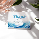 Cartão De Agradecimento Bebê no Chá de fraldas Conselho, Surf<br><div class="desc">Obrigado seus convidados por andar com você no Chá de fraldas "Bebê no Conselho" com nosso Cartões de agradecimentos de Surf Bebê. Esta carta de praia é perfeita para expressar sua gratidão após uma celebração divertida. Compartilhe sua apreciação em estilo com este design inspirado no surf, uma combinação perfeita para...</div>