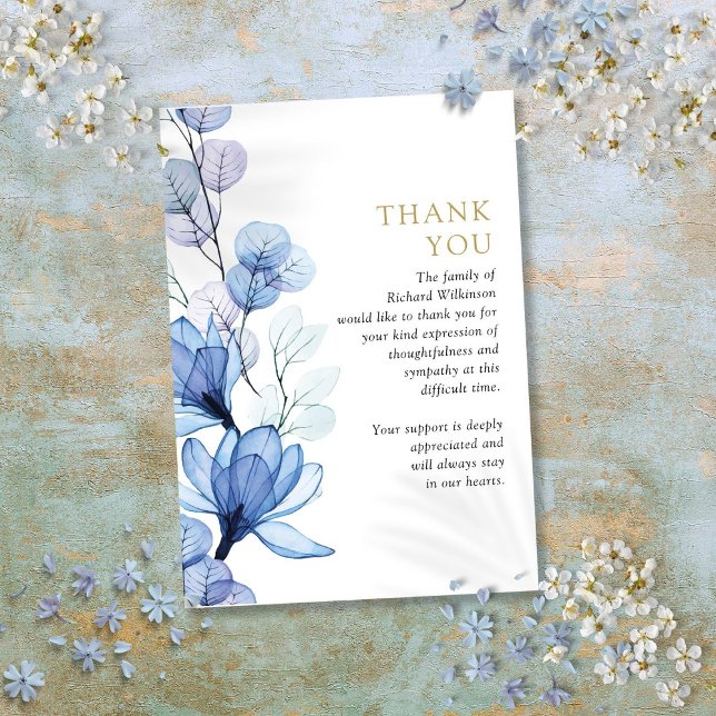 Cartão De Agradecimento Blue Floral Memorial Celebração Do Funeral Da Vida (Blue Floral Memorial Celebration Of Life Funeral Thank You Card)