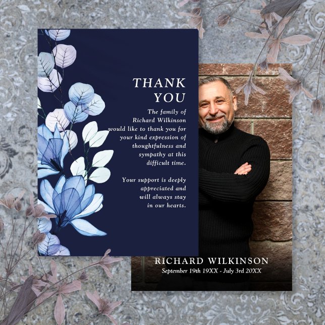 Cartão De Agradecimento Blue Floral Memorial Celebration Of Life Photo (Blue Floral Memorial Celebration Of Life Photo Thank You Card)