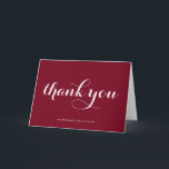 Cartão De Agradecimento Bold Modern Calliografia Burgundy<br><div class="desc">Enviar obrigados com este cartões de agradecimentos personalizável. Apresenta caligrafia moderna e uma simples tipografia num fundo burgundy. Personalize adicionando seu nome ou outros detalhes. Este cartões de agradecimentos de caligrafia é perfeito para negócios,  casamentos,  chás de panela,  chás de fraldas,  graduações e muito mais.</div>