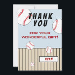 Cartão De Agradecimento Bolinhas de Beisebol Aniversário Crianças<br><div class="desc">Cartão de agradecimento de aniversário temático de beisebol com mensagem de agradecimento, nome e bolinhas de beisebol. O cartão é em esquema de cores branco, vermelho, azul e preto. No verso do cartão estão bolinhas de beisebol em um fundo azul. Personalize o cartão com o nome das crianças. Você pode...</div>