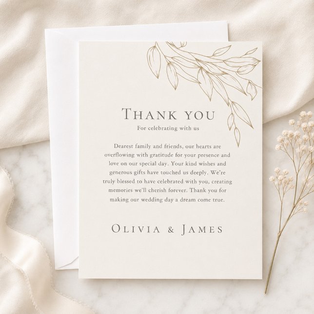 Cartão de Agradecimento Botânico Marfim e Dourado  (Ivory & Antique Gold Botanical Thank You Card on an elegant table with tiny flowers)