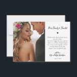 Cartão De Agradecimento Casamento com Colagem Fotográfica do Coração 4 do<br><div class="desc">Elegante, Mínimo, Mão Que Aludiu O Cartões de agradecimentos De Colagem De Fotos 4. modelo de cartões de agradecimentos de casamento com quatro fotos na frente e uma foto na parte traseira. Com o texto "Obrigado" em um robusto guiado de letras tipográficas, roletando o guião de letras maiúsculas em preto...</div>