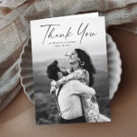 Cartão De Agradecimento Casamento de Fotografias de Script Moderno<br><div class="desc">Foto de roteiro de cartões de agradecimentos moderno elegante na moda. Parte de uma coleção de casamento. As cores podem ser alteradas.O dentro inclui um obrigado que você informa que pode personalizá-lo ou removê-lo completamente se preferir escrever seu obrigado manualmente.</div>