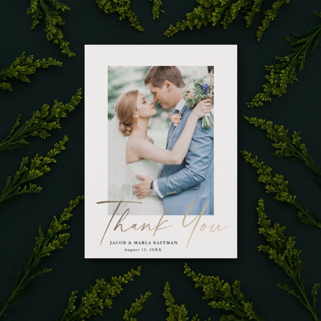 Cartão De Agradecimento Casamento de Fotografias Mínimo Dourado Script (Criador carregado)