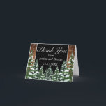 Cartão De Agradecimento Casamento de Madeira Neve Negra e Pinus<br><div class="desc">cartões de agradecimentos de casamento com seus nomes e encontro. Madeira marrom russa,  fundo nevando e floresta nevada. Cozy Vintage country. Mais itens estão disponíveis neste estilo na nossa loja. Você pode editar o design,  alterar cores,  fontes e adicionar texto extra clicando no link "personalizar mais".</div>