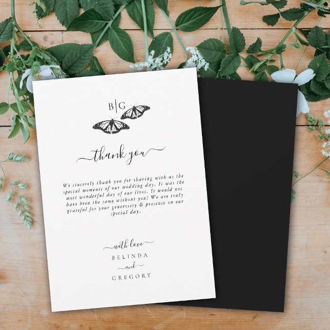 Cartão De Agradecimento Casamento de Monograma da Borboleta Branca Minimal (Minimalist Black White Butterfly Monogram Wedding Thank You Card)