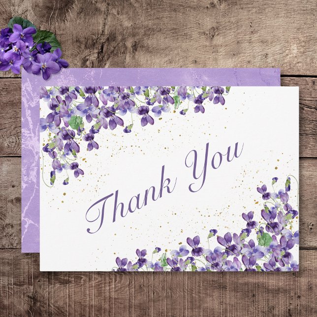 Cartão De Agradecimento Casamento de Violetas de Cores d'Água Púrpura (Rustic Purple Violets Gold Sparkle Wedding Thank You Card)