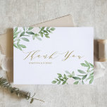 Cartão De Agradecimento Casamento Dourado entre Elegante Greenery e Flores<br><div class="desc">Envie obrigados com este simples cartões de agradecimentos verde. Apresenta ilustrações de aquarelas de flores verdes e brancas com um padrão de comparação verde. Este cartões de agradecimentos verde é perfeito para casamentos de primavera, graduações, chás de fraldas, chás de panela e muito mais. Personalize adicionando nomes e mensagens. Itens...</div>