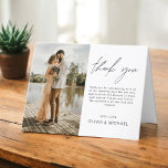 Cartão De Agradecimento Casamento Elegante Minimalista Obrigado Foto Convi<br><div class="desc">Elevem a vossa gratidão com as nossas elegantes cartas de agradecimento que incluem a escrita moderna e a vossa fotografia favorita do casamento. Essas cartas oferecem um na moda e design minimalista que complementa perfeitamente qualquer estética de casamento. Personalize-os com uma mensagem sincera de apreço para transmitir seus obrigados aos...</div>
