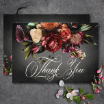 Cartão De Agradecimento Casamento Floral de Outono de Borrão Escuro<br><div class="desc">Entra num reino de elegância refinada com o nosso cartões de agradecimentos de casamento floral escuro e humorístico. Concebido para cativar os sentidos, este design ostenta um fundo negro impressionante adormecido com uma explosão de flores autóctones em laranja queimada, cor de laranja queimada, matizes cremosos e toques de ouro luxuoso,...</div>