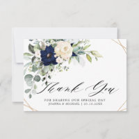 Casamento Floral Verde Naval com Beijo