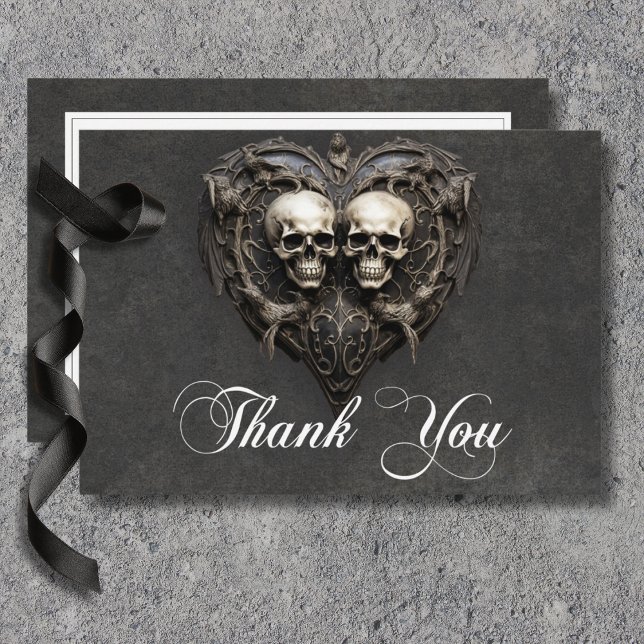 Cartão De Agradecimento Casamento Gótico Preto e Branco e Coração (Gothic Black & White Skulls & Heart Wedding Thank You Card)