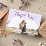 Cartão De Agradecimento Casamento Lilac Arch Obrigado<br><div class="desc">Elegante e mínimo obrigado de casamento você cartão com fotos apresentando um grande quadro de arco lilás com uma fonte serif suja que diz "obrigado você" no topo. Você pode adicionar uma segunda imagem no verso com uma mensagem.</div>