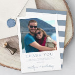 Cartão De Agradecimento Casamento Minimalista Azul e Dusty da Tipografia M<br><div class="desc">Diga obrigado em estilo com esta foto de casamento moderna e muito moderna,  obrigado cartas. O design é fácil de personalizar com sua própria foto e redação e sua família e amigos ficarão entusiasmados quando receberem esse obrigado fabuloso. Itens correspondentes podem ser encontrados na coleção.</div>