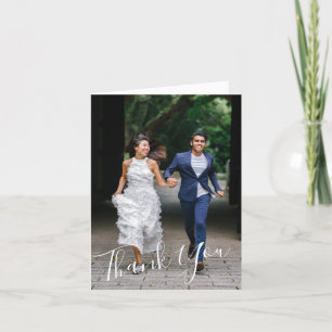 Cartão De Agradecimento Casamento Minimalista Chic com Letra à Mão 2 Foto