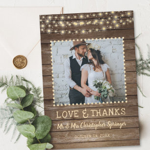 Cartão De Agradecimento Casamento Rustic Wood and String Lights Obrigado