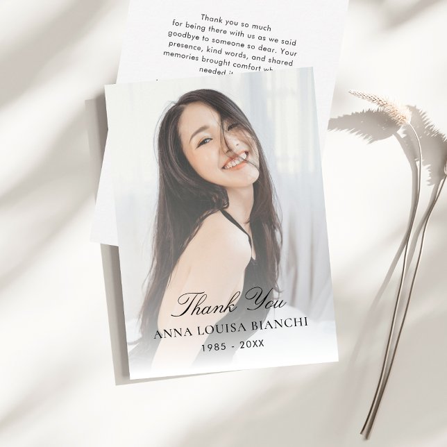 Cartão De Agradecimento Celebração do Serviço de Memória Funeral da Vida F (Criador carregado)