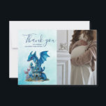 Cartão De Agradecimento Chá de fraldas de Dragão Azul de Cor da Água Cura<br><div class="desc">Expresse sua gratidão com nosso adorável Cartões de agradecimentos de Chá de fraldas de Dragão Azul de Cáudia Cóstia! Este doce e encantador cartão apresenta um design de dragão azul de cor aquática, branco, acrescentando um toque encantador e mágico à sua apreciação sincera. Feito com cuidado, este cartões de agradecimentos...</div>